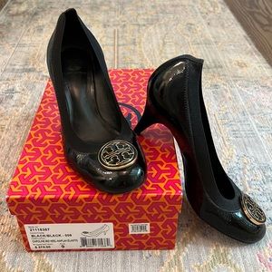 Tory Burch Black Patent Caroline Mid Heel